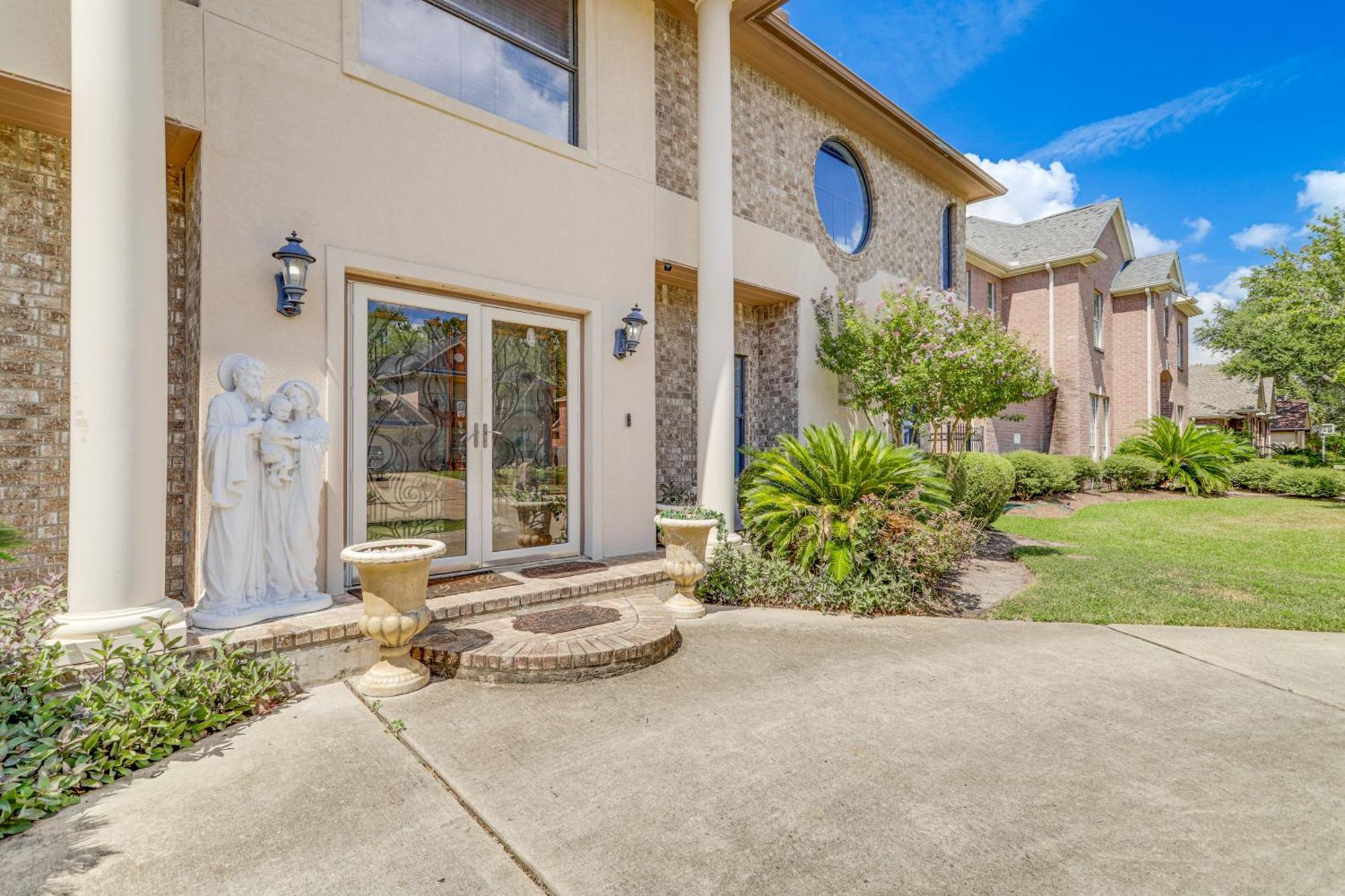 Elegant Houston Home With Gazebo And Game Room! Luaran gambar