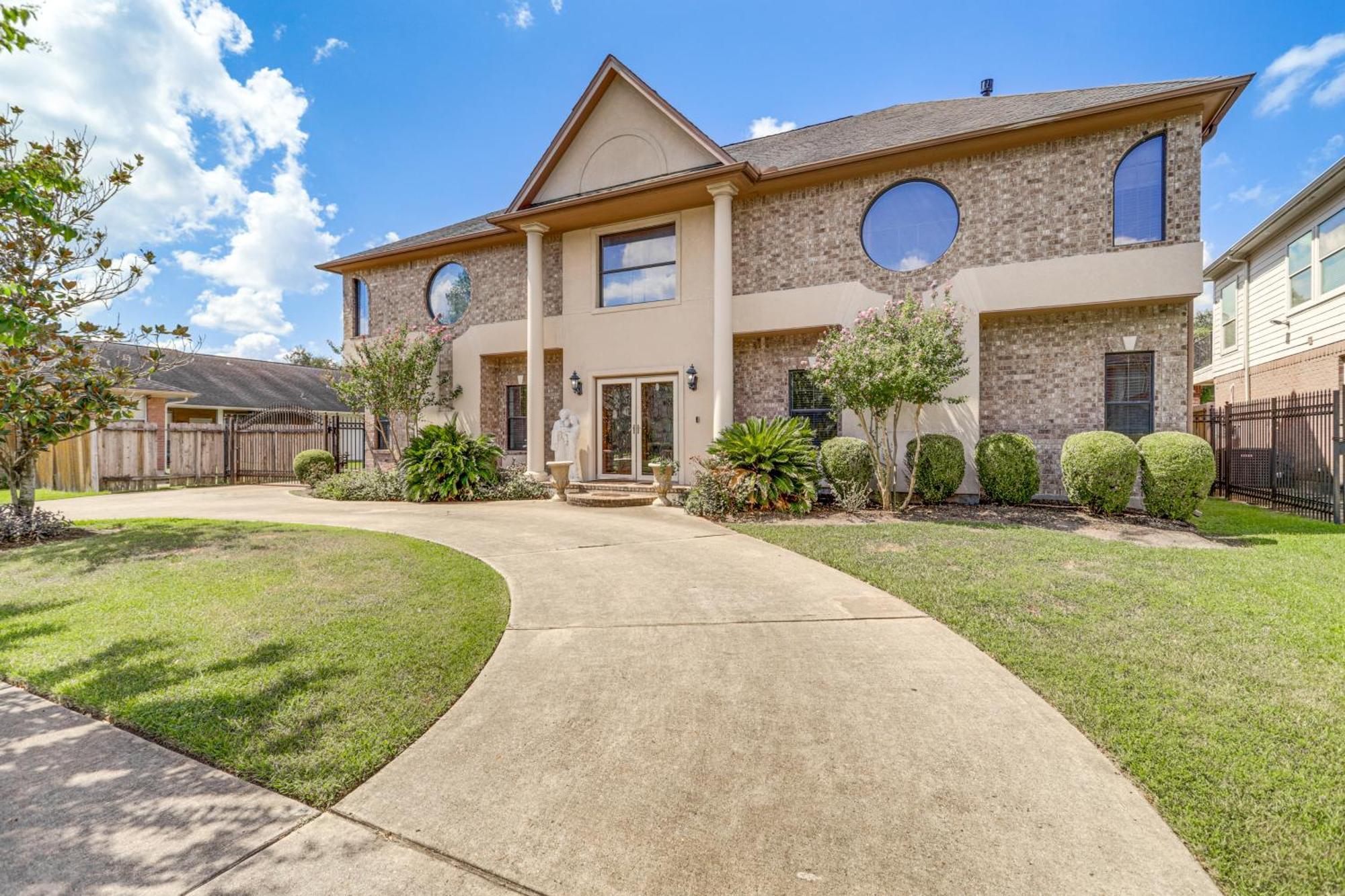 Elegant Houston Home With Gazebo And Game Room! Luaran gambar